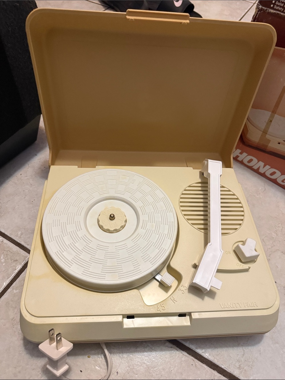 Vanity Fair Maroon and Cream Phonograph Box